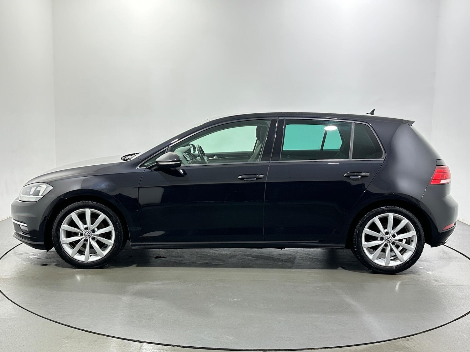 Used Volkswagen Golf for sale - 77439822: Photo 5