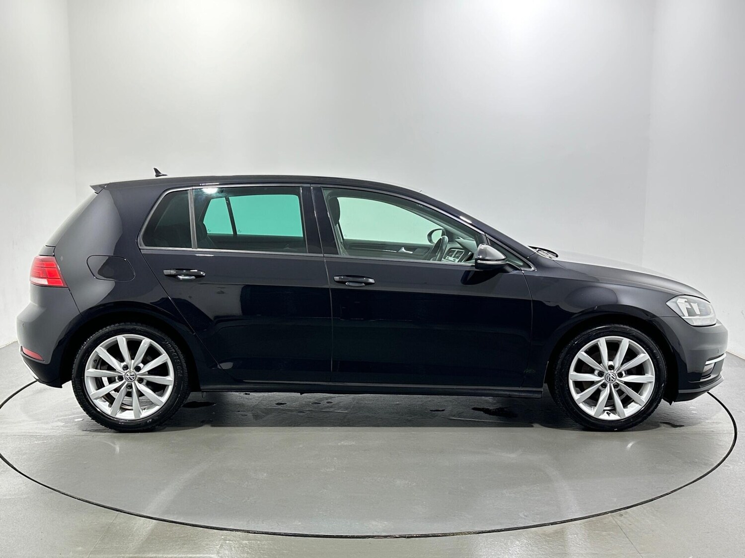 Used Volkswagen Golf for sale - 77439822: Photo 9