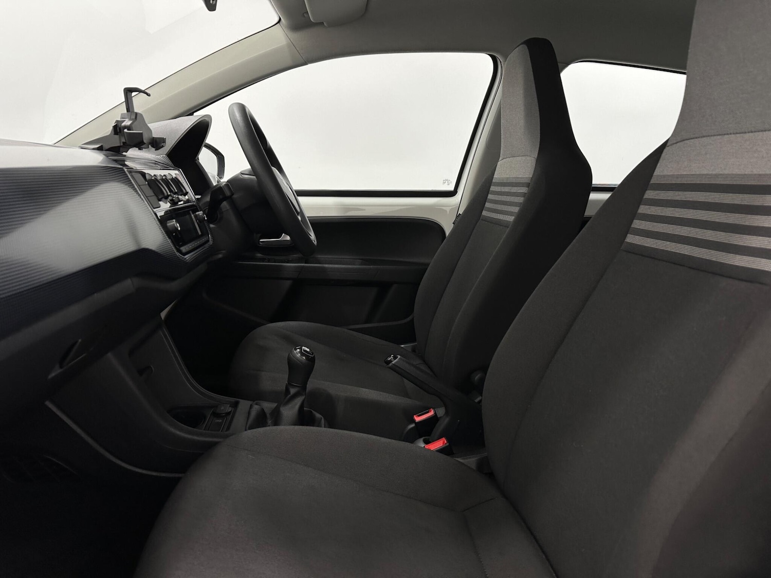 Used Volkswagen up! 2018 for sale - 77424544: Photo 30