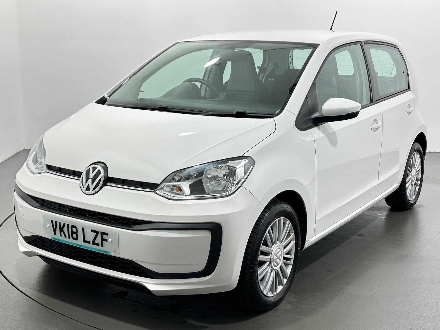 Used Volkswagen up! 2018 for sale - 77424544: Photo 4