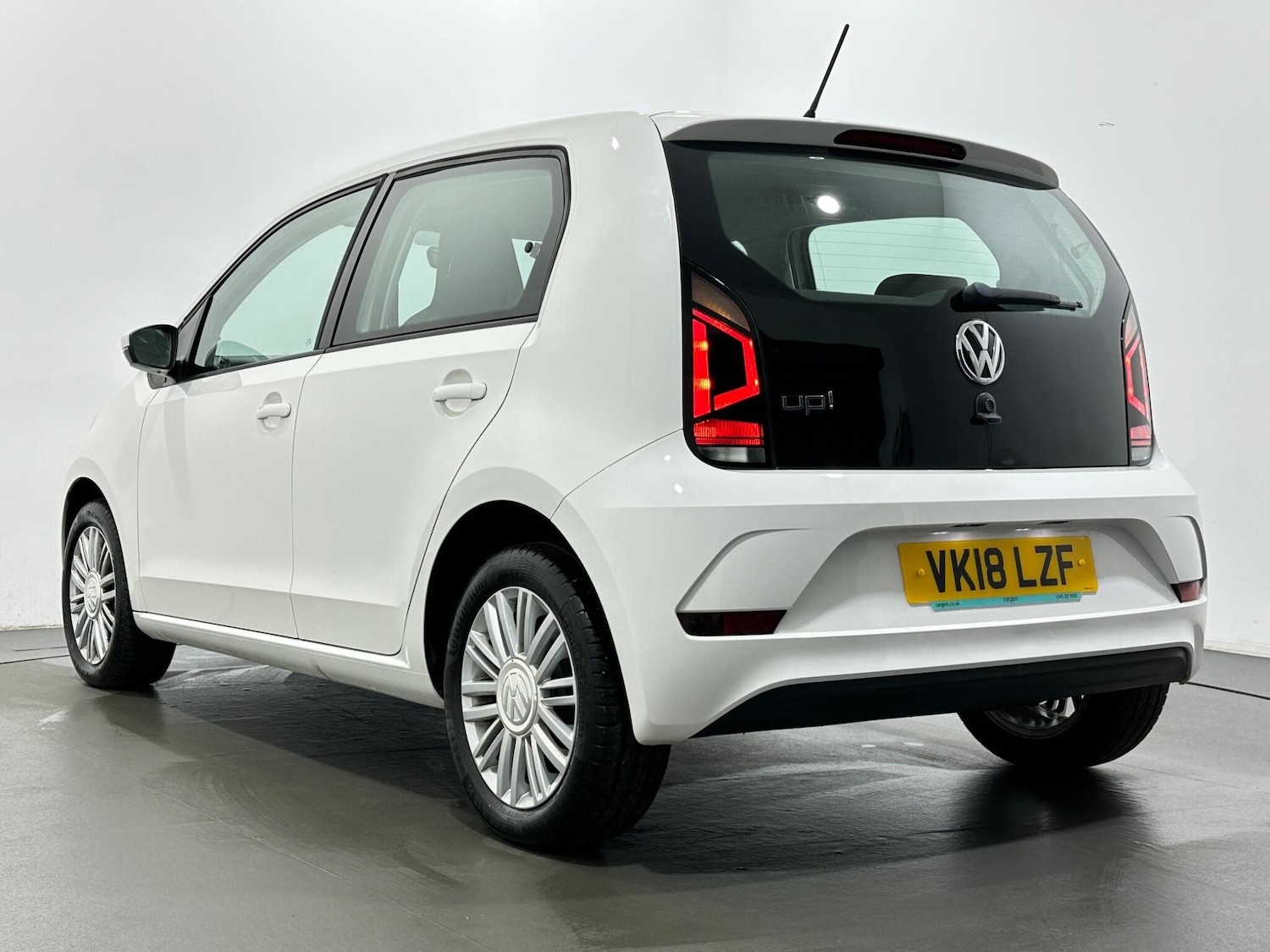 Used Volkswagen up! 2018 for sale - 77424544: Photo 43