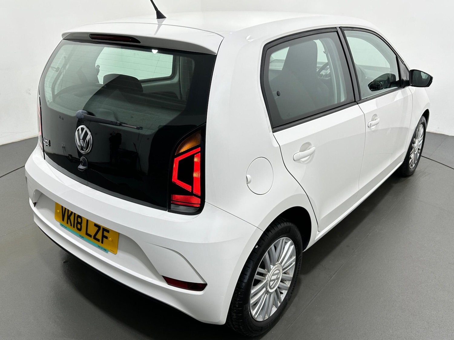 Used Volkswagen up! 2018 for sale - 77424544: Photo 46