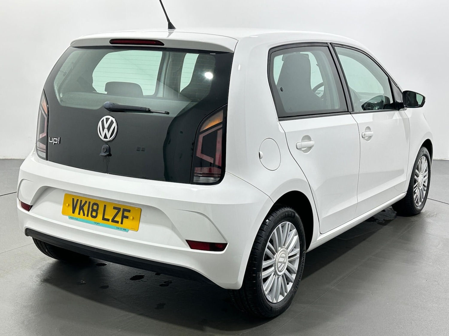 Used Volkswagen up! 2018 for sale - 77424544: Photo 8
