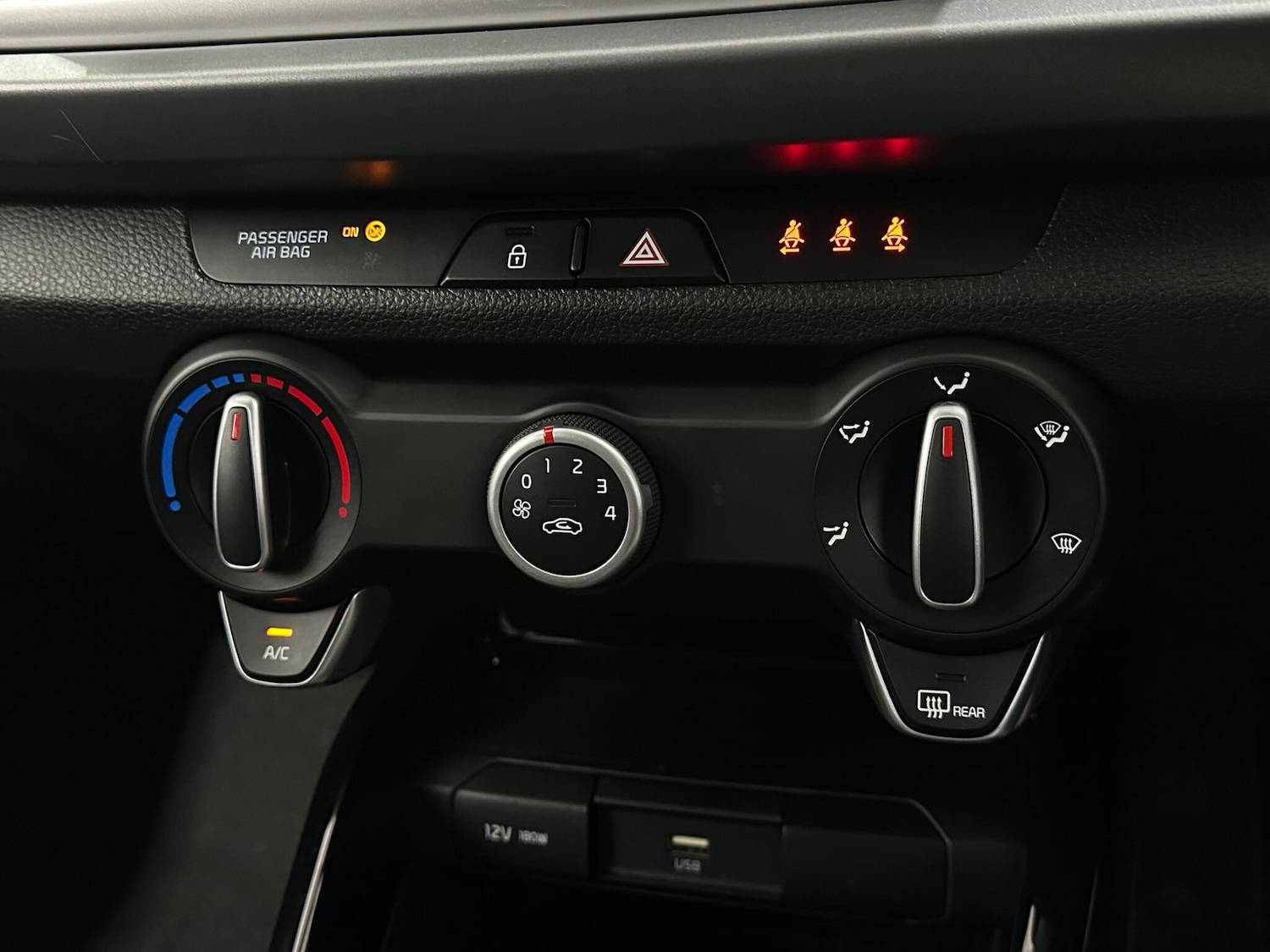 Used Kia Rio 2023 for sale - 78072664: Photo 21