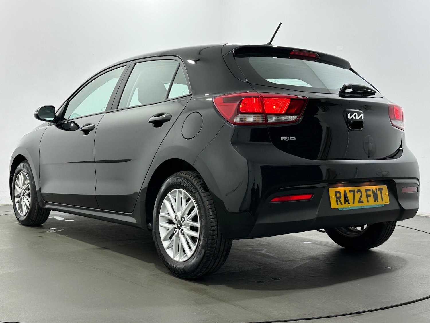 Used Kia Rio 2023 for sale - 78072664: Photo 46