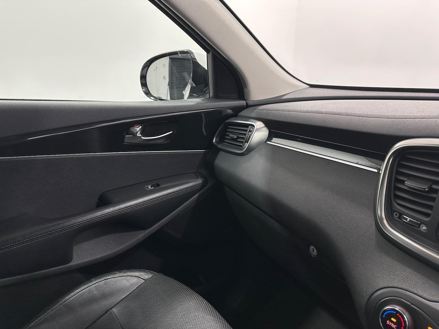 Used Kia Sorento 2016 for sale - 76878484: Photo 27