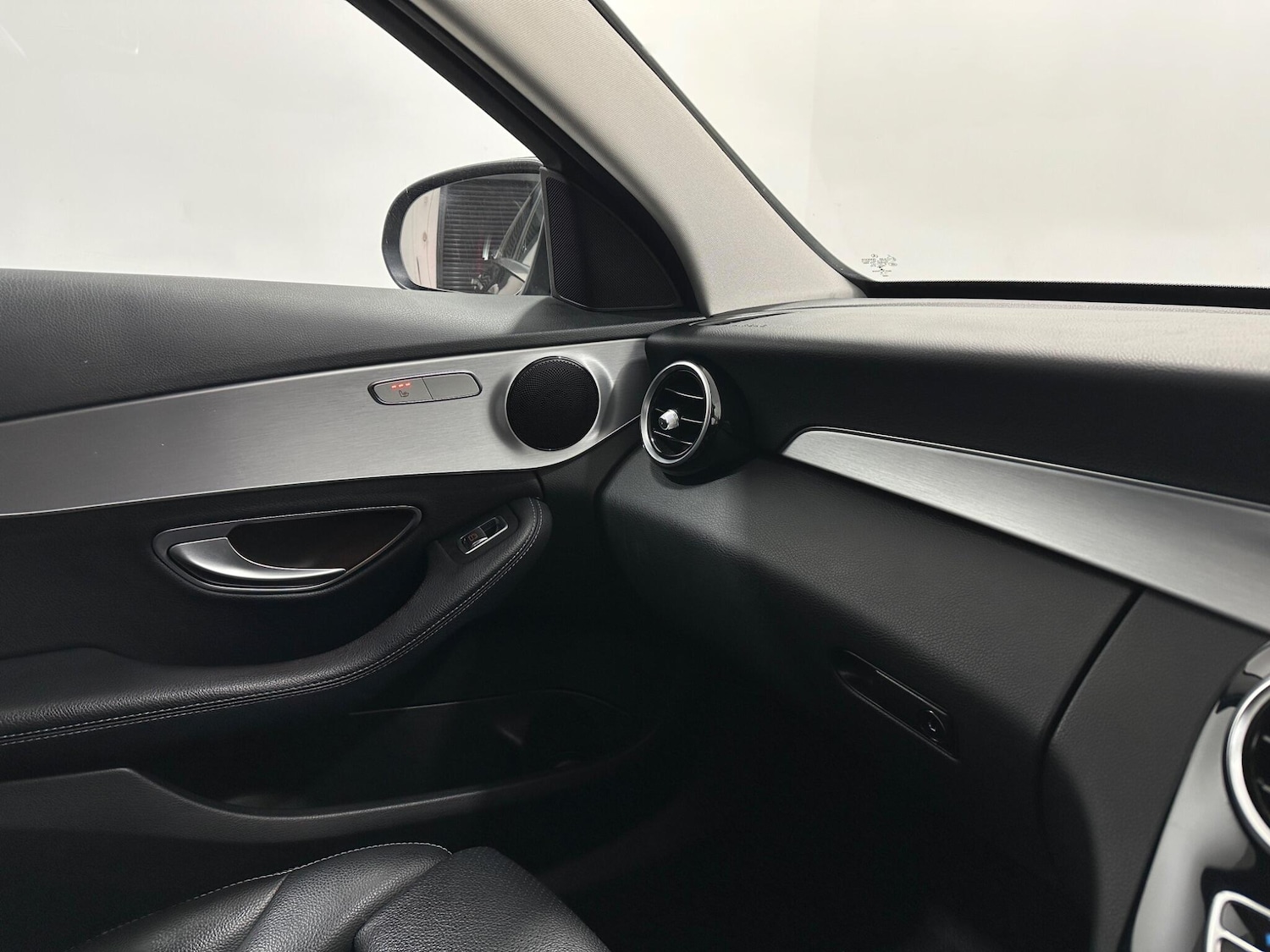 Used Mercedes-Benz C Class 2018 for sale - 77290958: Photo 26