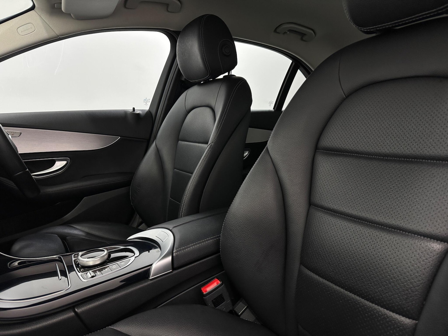 Used Mercedes-Benz C Class 2018 for sale - 77290958: Photo 35