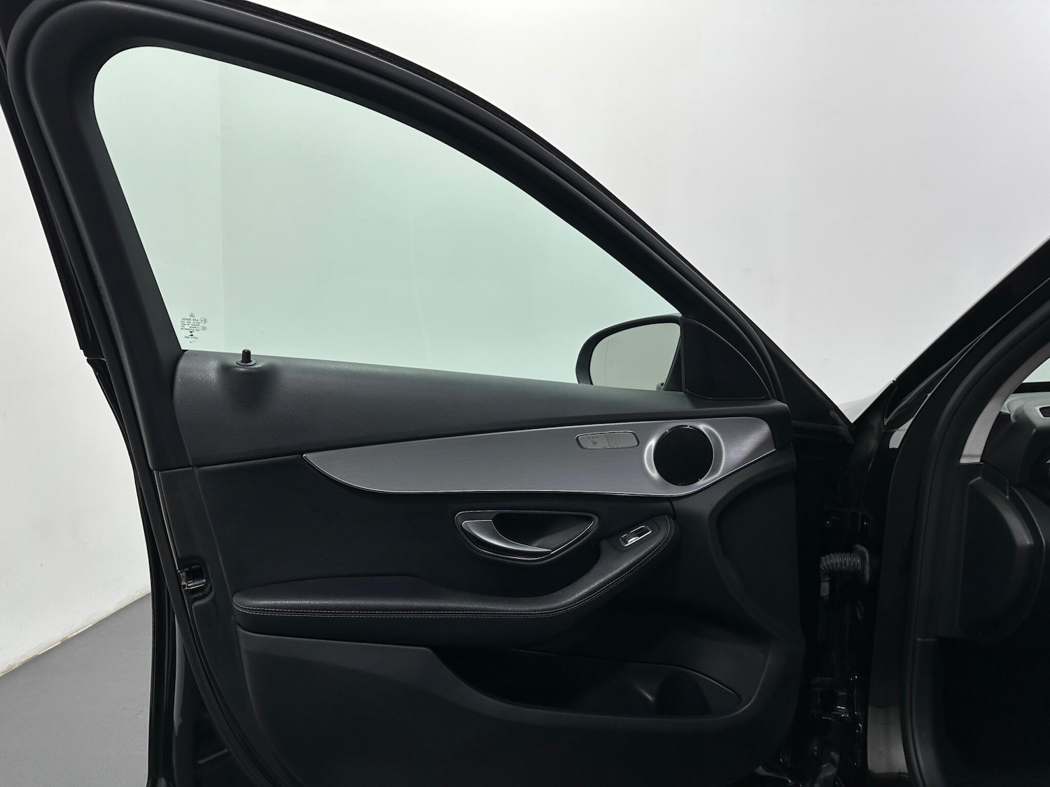 Used Mercedes-Benz C Class 2018 for sale - 77290958: Photo 37