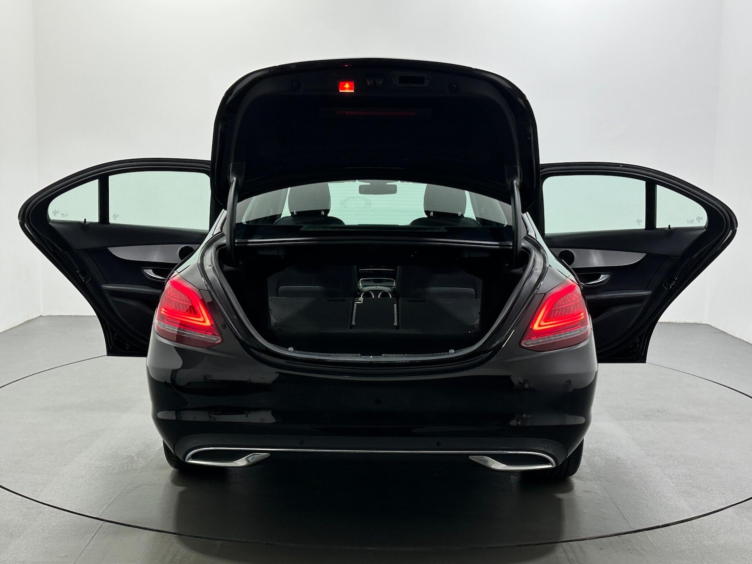 Used Mercedes-Benz C Class 2018 for sale - 77290958: Photo 44