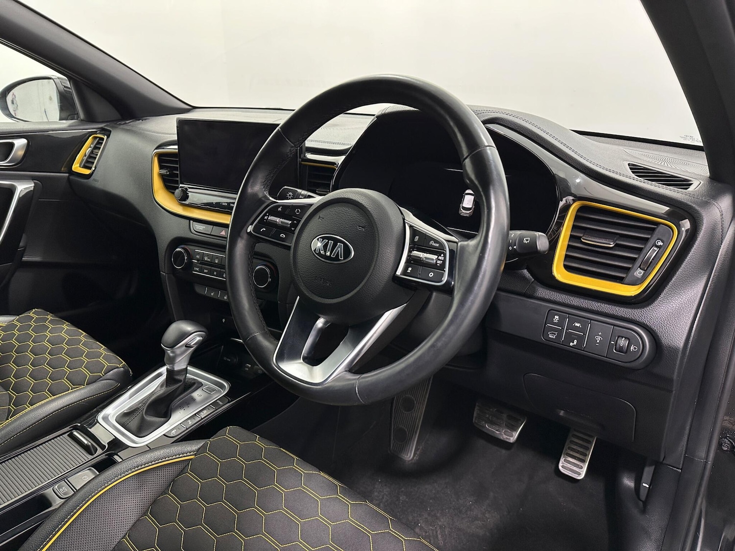 Used Kia XCeed 2021 for sale - 77978160: Photo 11