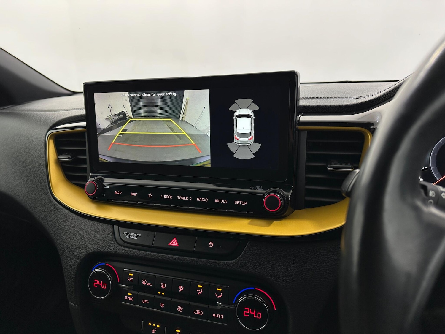 Used Kia XCeed 2021 for sale - 77978160: Photo 25