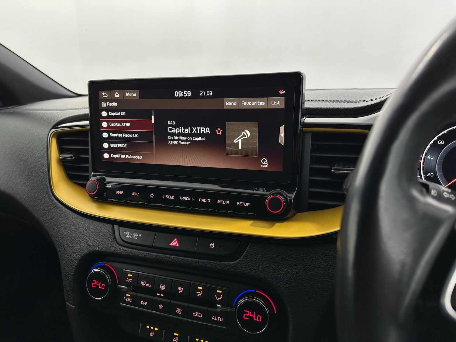 Used Kia XCeed 2021 for sale - 77978160: Photo 27