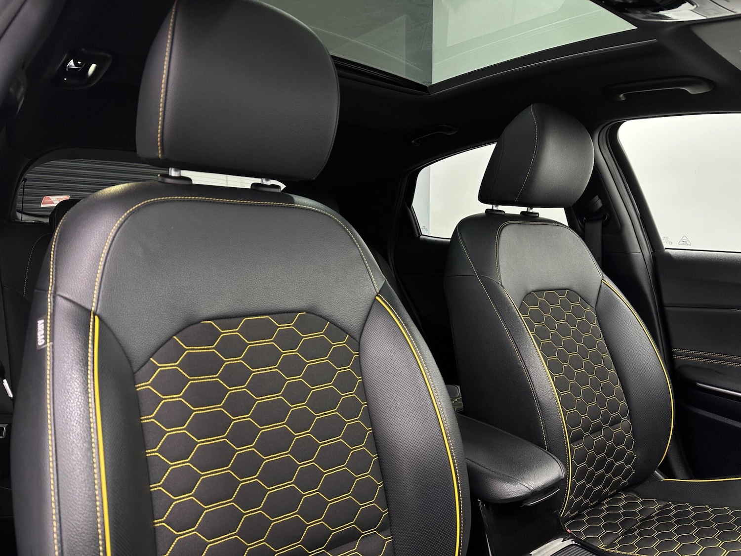 Used Kia XCeed 2021 for sale - 77978160: Photo 33