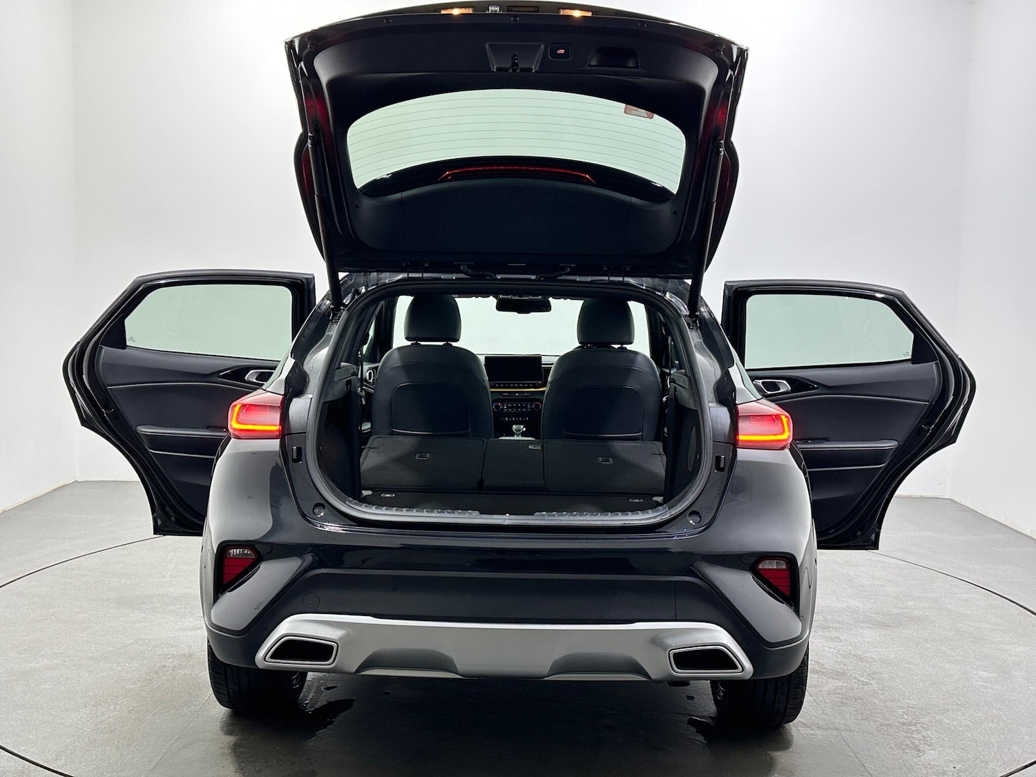 Used Kia XCeed 2021 for sale - 77978160: Photo 44