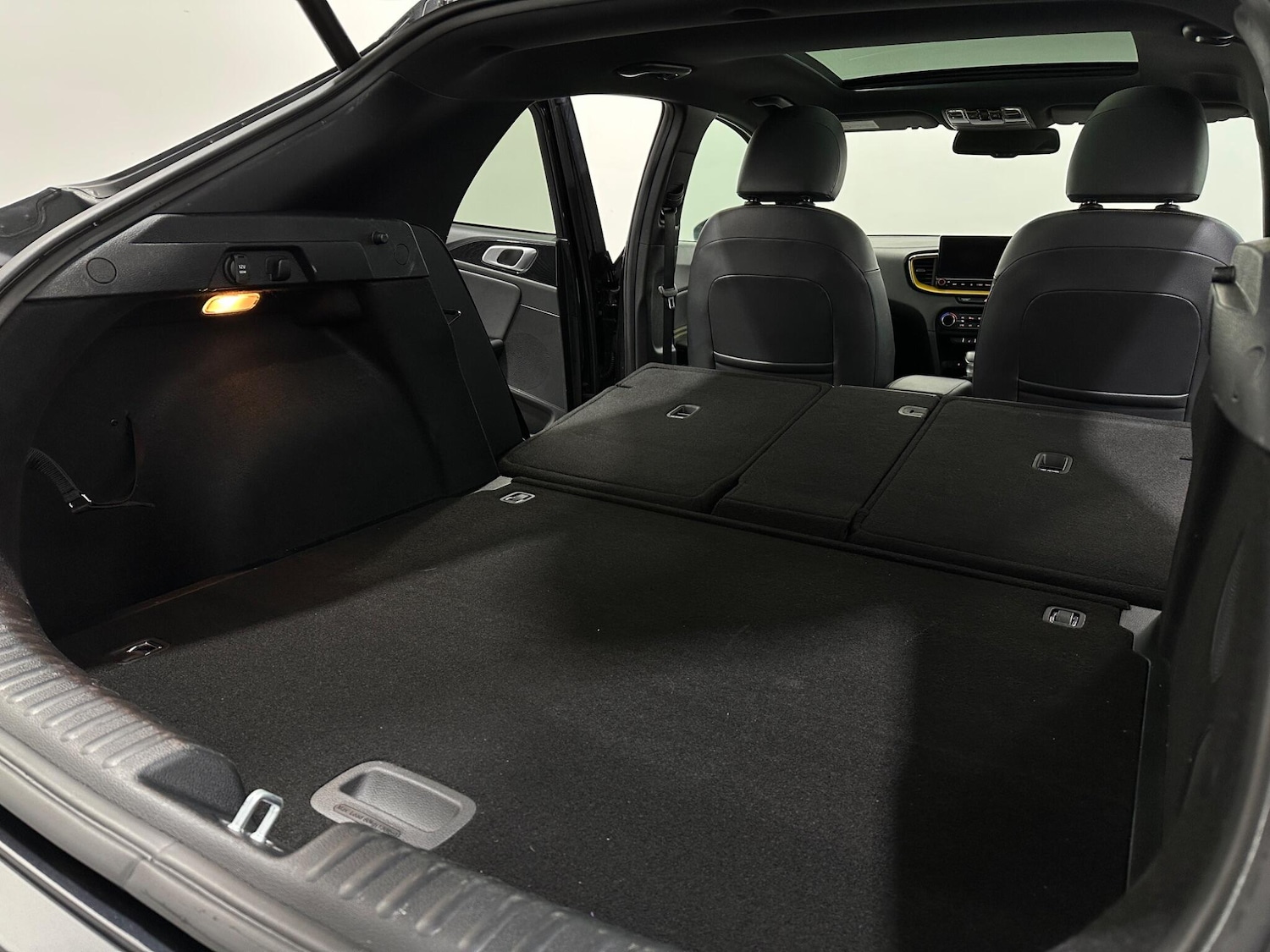 Used Kia XCeed 2021 for sale - 77978160: Photo 45