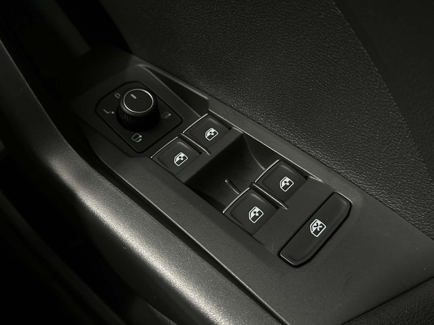 Used Volkswagen T-Cross 2022 for sale - 77132032: Photo 17