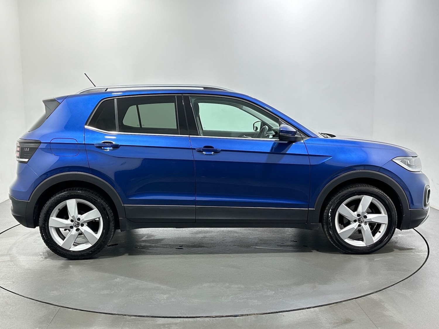 Used Volkswagen T-Cross 2022 for sale - 77132032: Photo 9