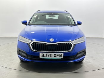 Used Skoda Octavia 2020 for sale - 78771280: Photo