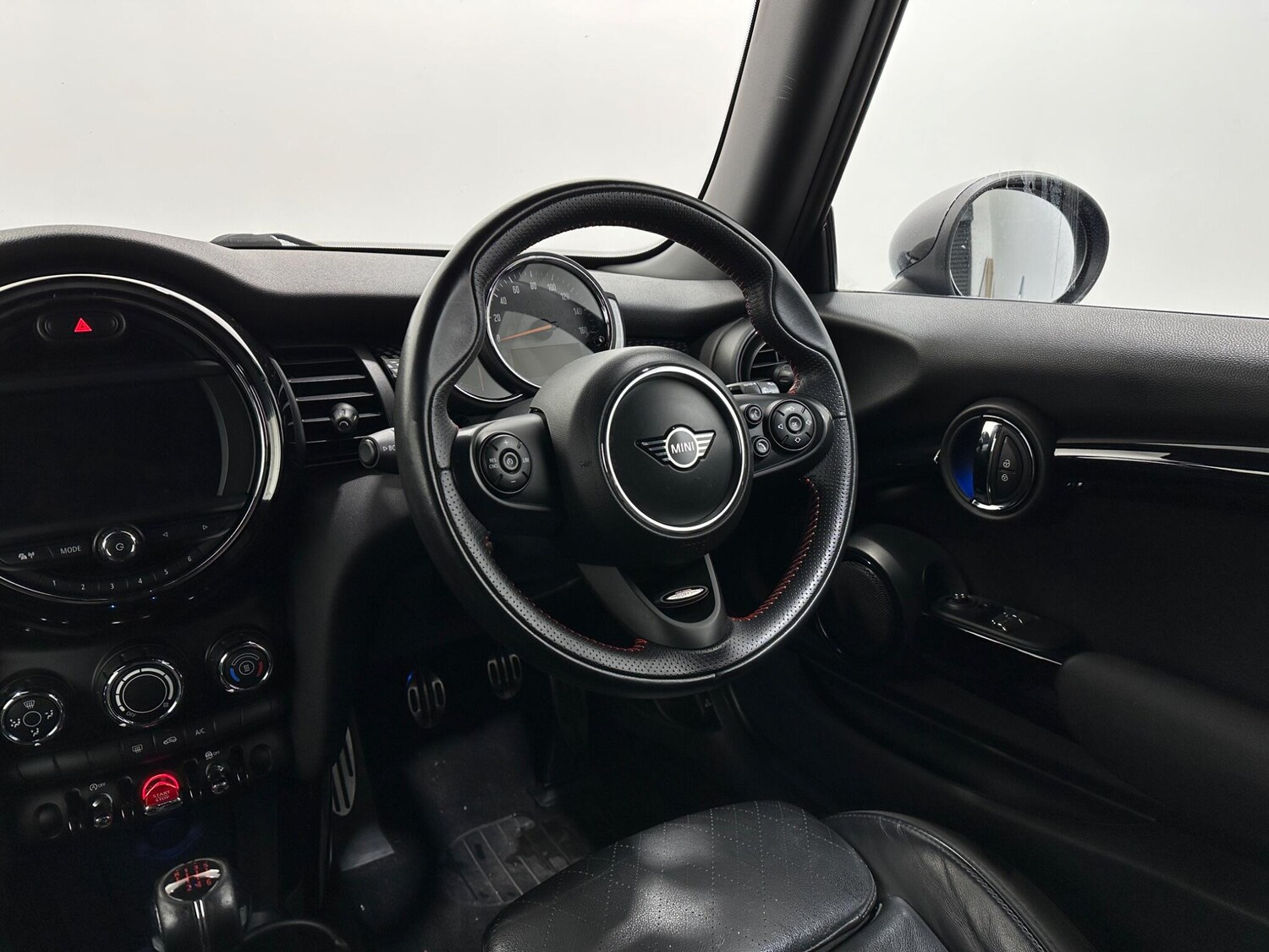 Used MINI Hatch 2019 for sale - 78171229: Photo 11