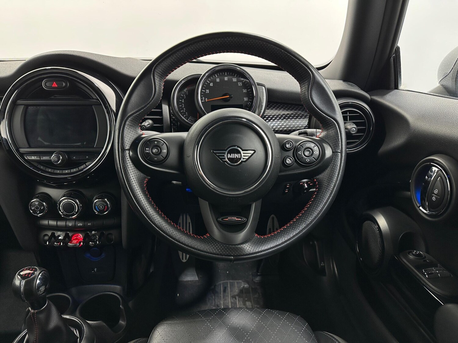 Used MINI Hatch 2019 for sale - 78171229: Photo 13