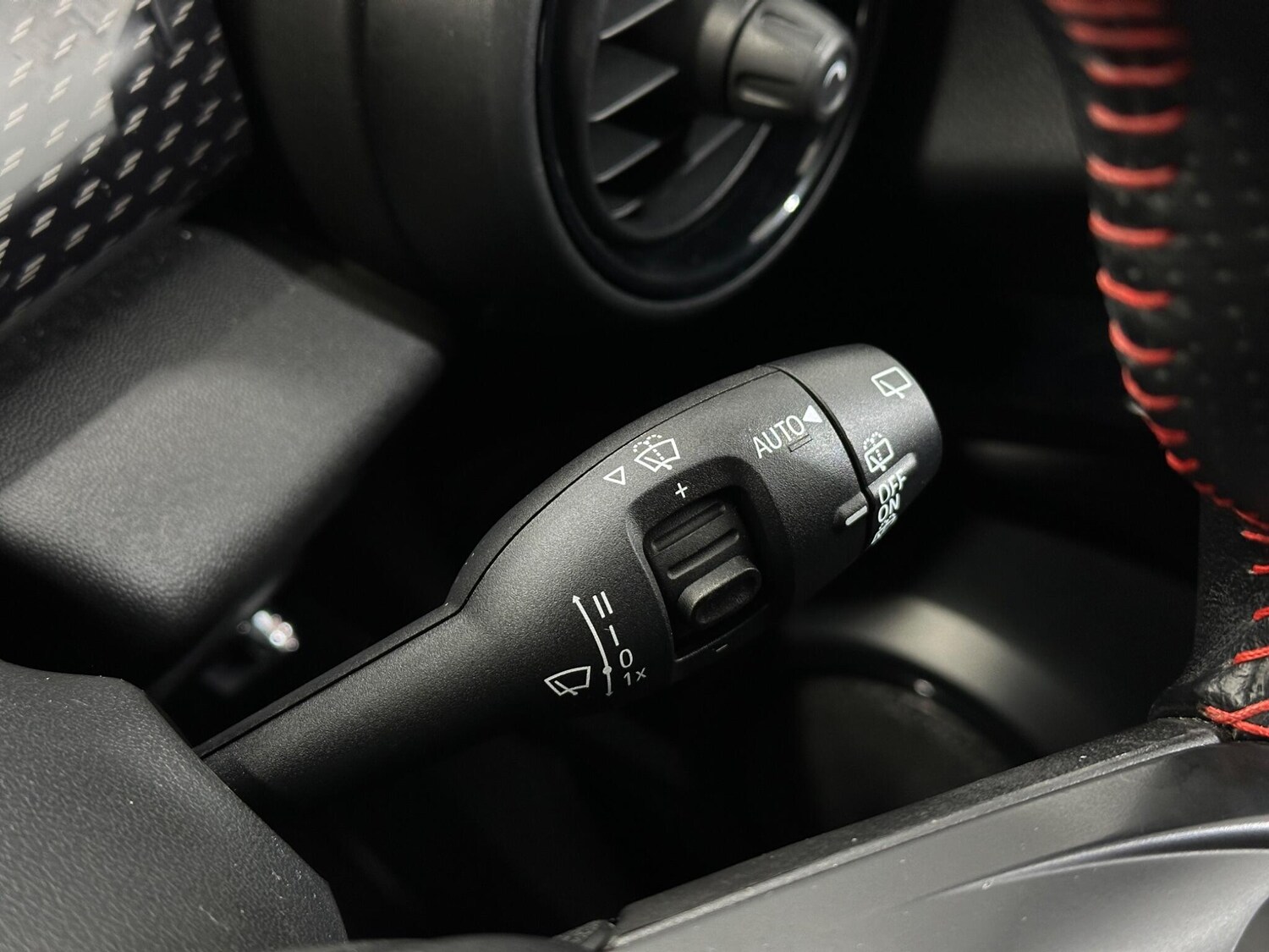 Used MINI Hatch 2019 for sale - 78171229: Photo 17