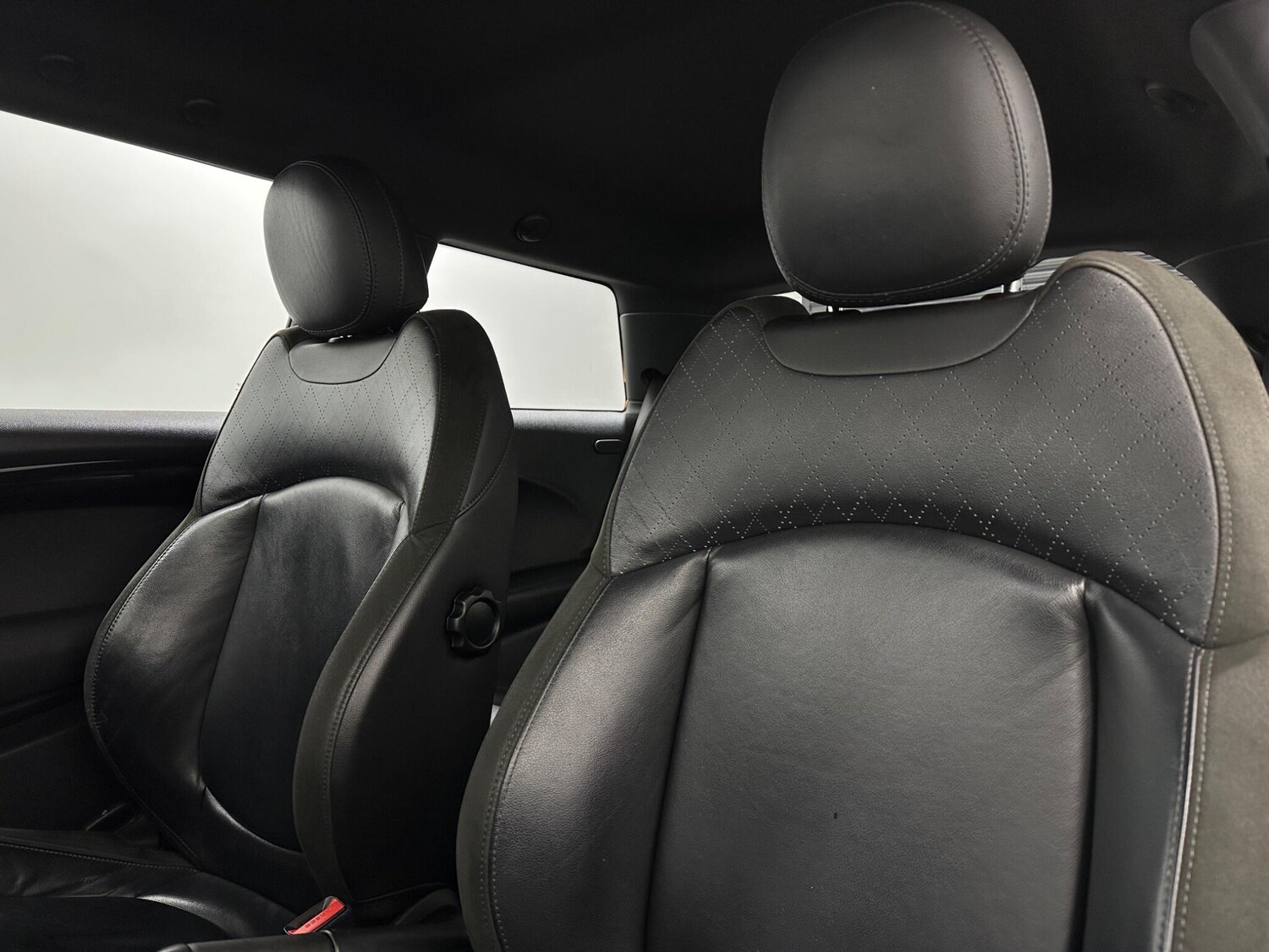 Used MINI Hatch 2019 for sale - 78171229: Photo 35