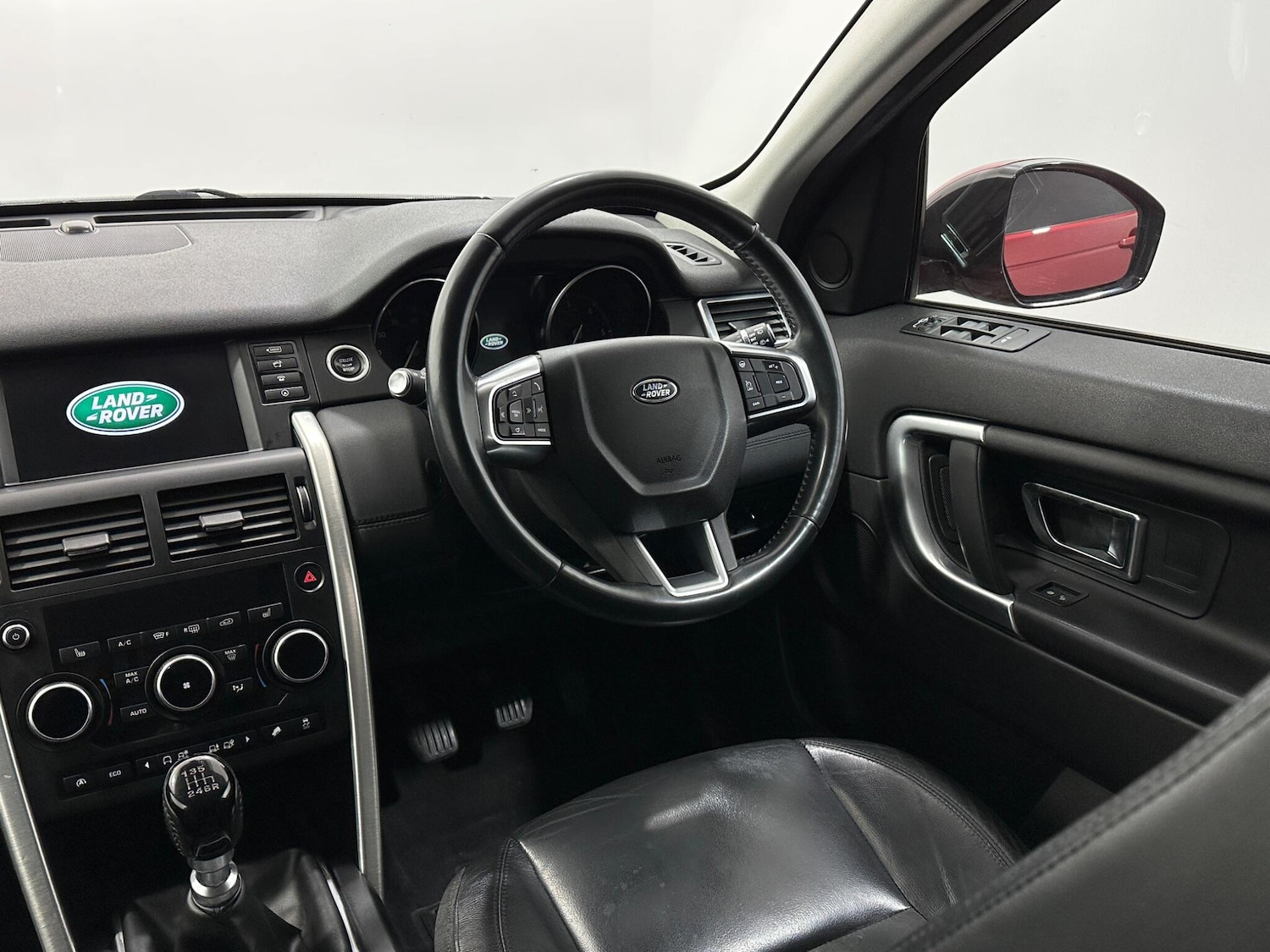 Used Land Rover Discovery Sport 2016 for sale - 76878850: Photo 11