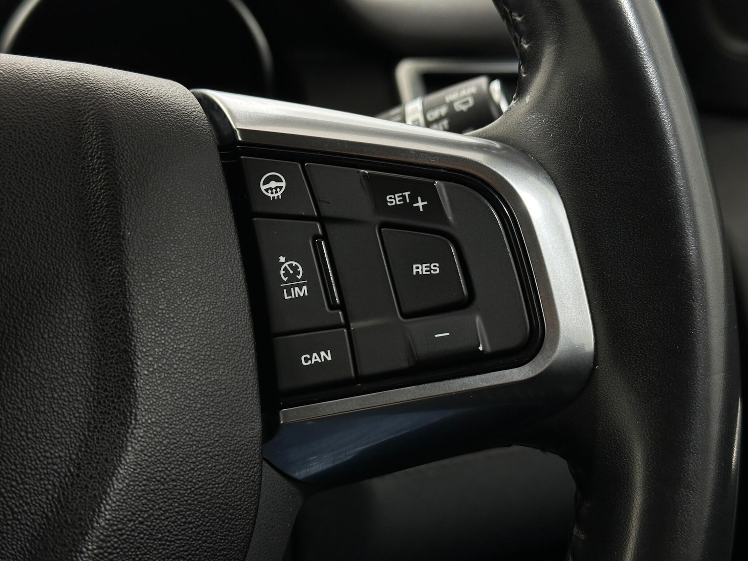 Used Land Rover Discovery Sport 2016 for sale - 76878850: Photo 14