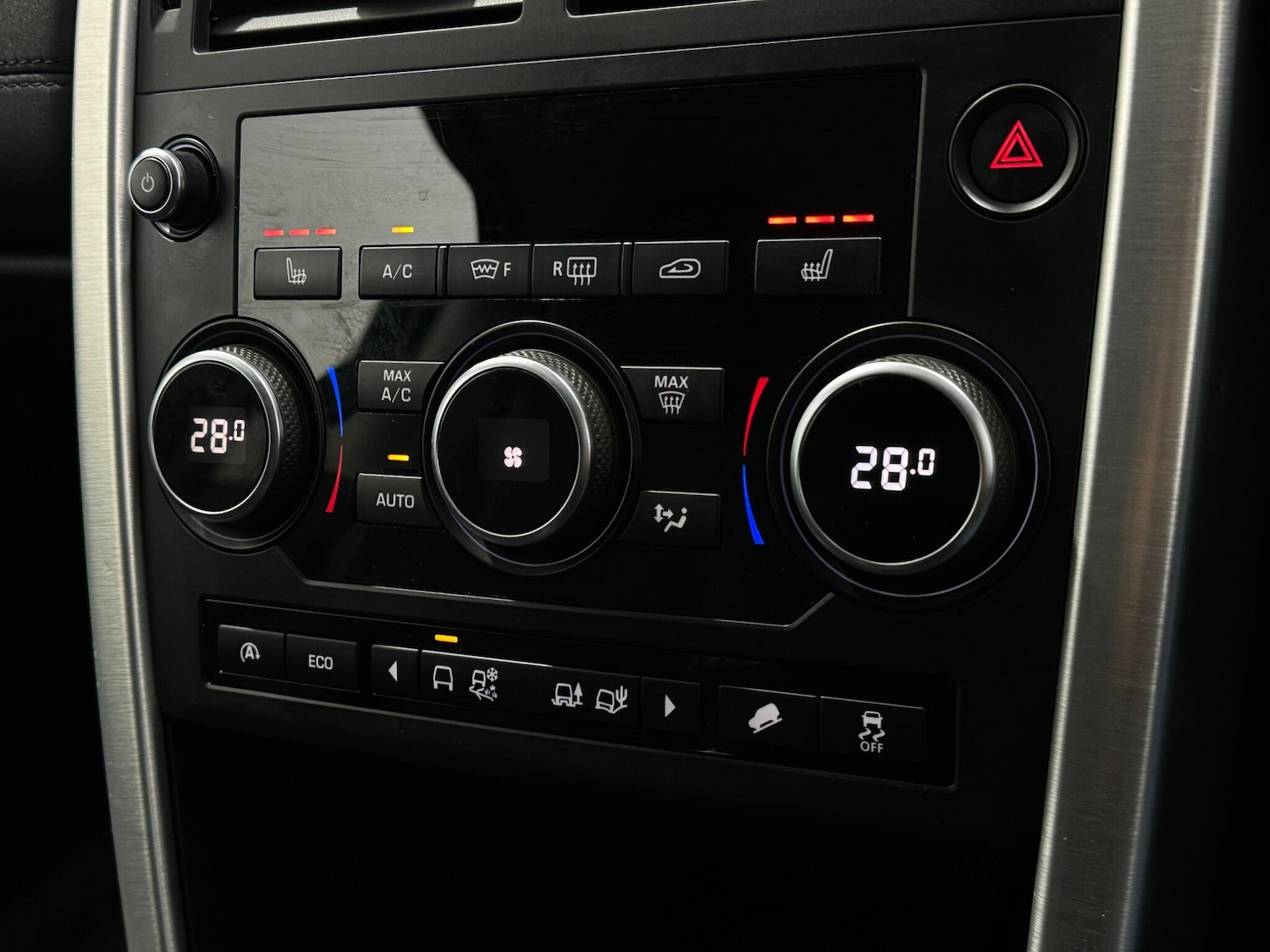 Used Land Rover Discovery Sport 2016 for sale - 76878850: Photo 20