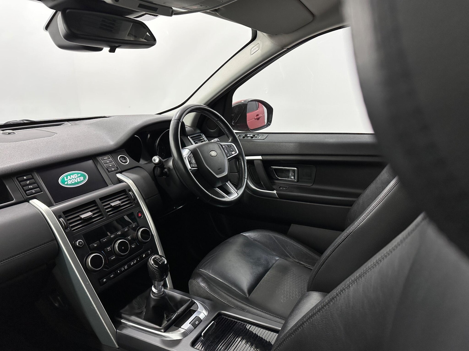 Used Land Rover Discovery Sport 2016 for sale - 76878850: Photo 27