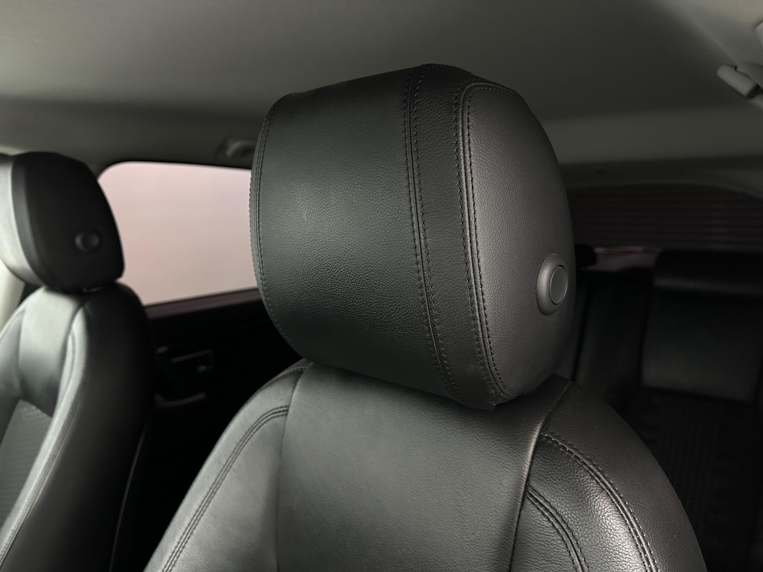 Used Land Rover Discovery Sport 2016 for sale - 76878850: Photo 34