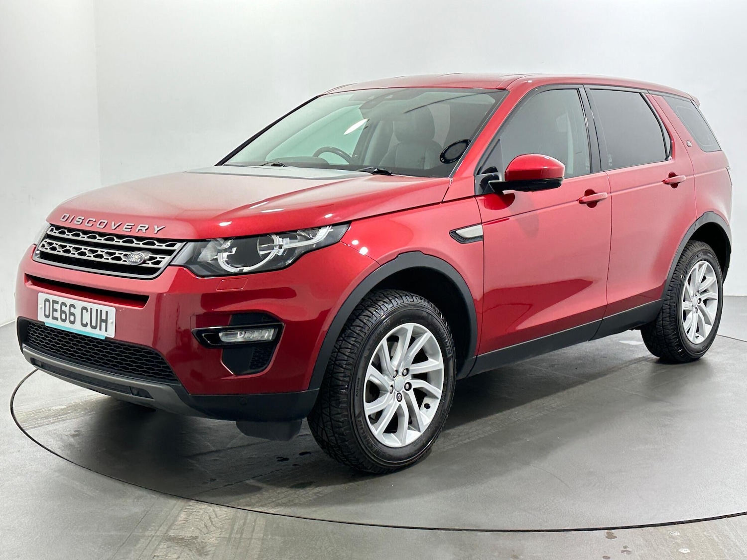 Used Land Rover Discovery Sport 2016 for sale - 76878850: Photo 4