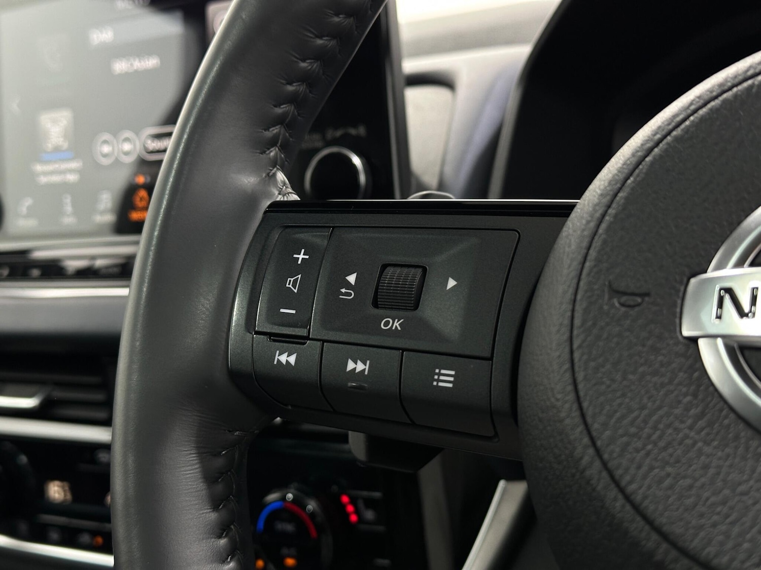 Used Nissan Qashqai for sale - 77970564: Photo 15