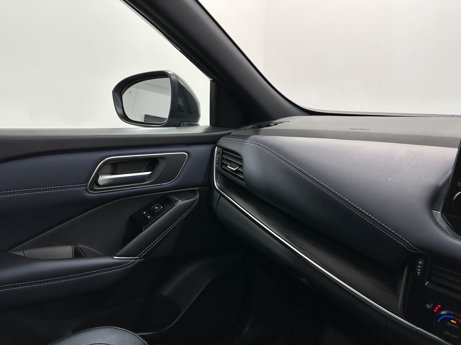 Used Nissan Qashqai for sale - 77970564: Photo 27