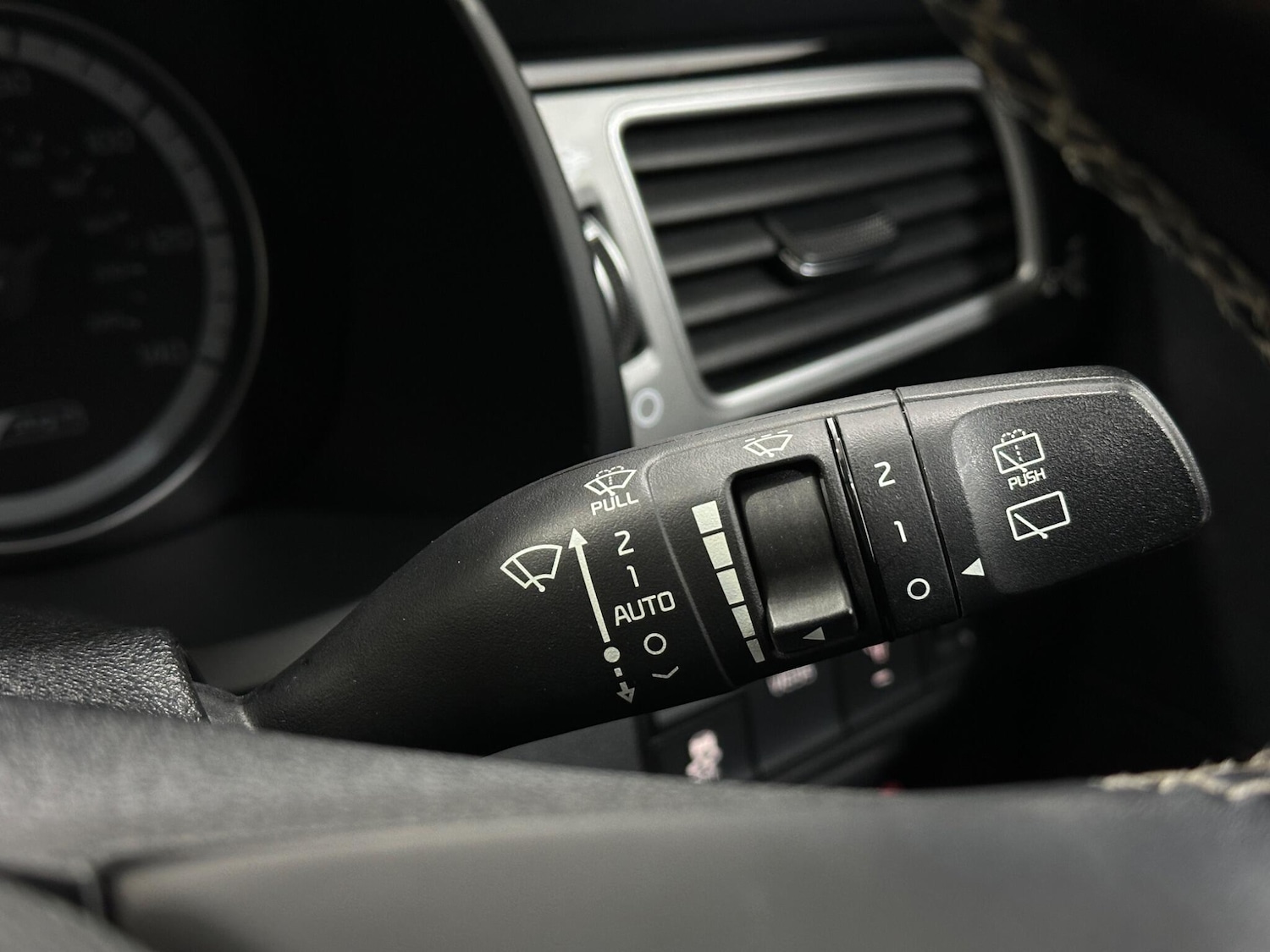 Used Kia Niro 2018 for sale - 77455540: Photo 16