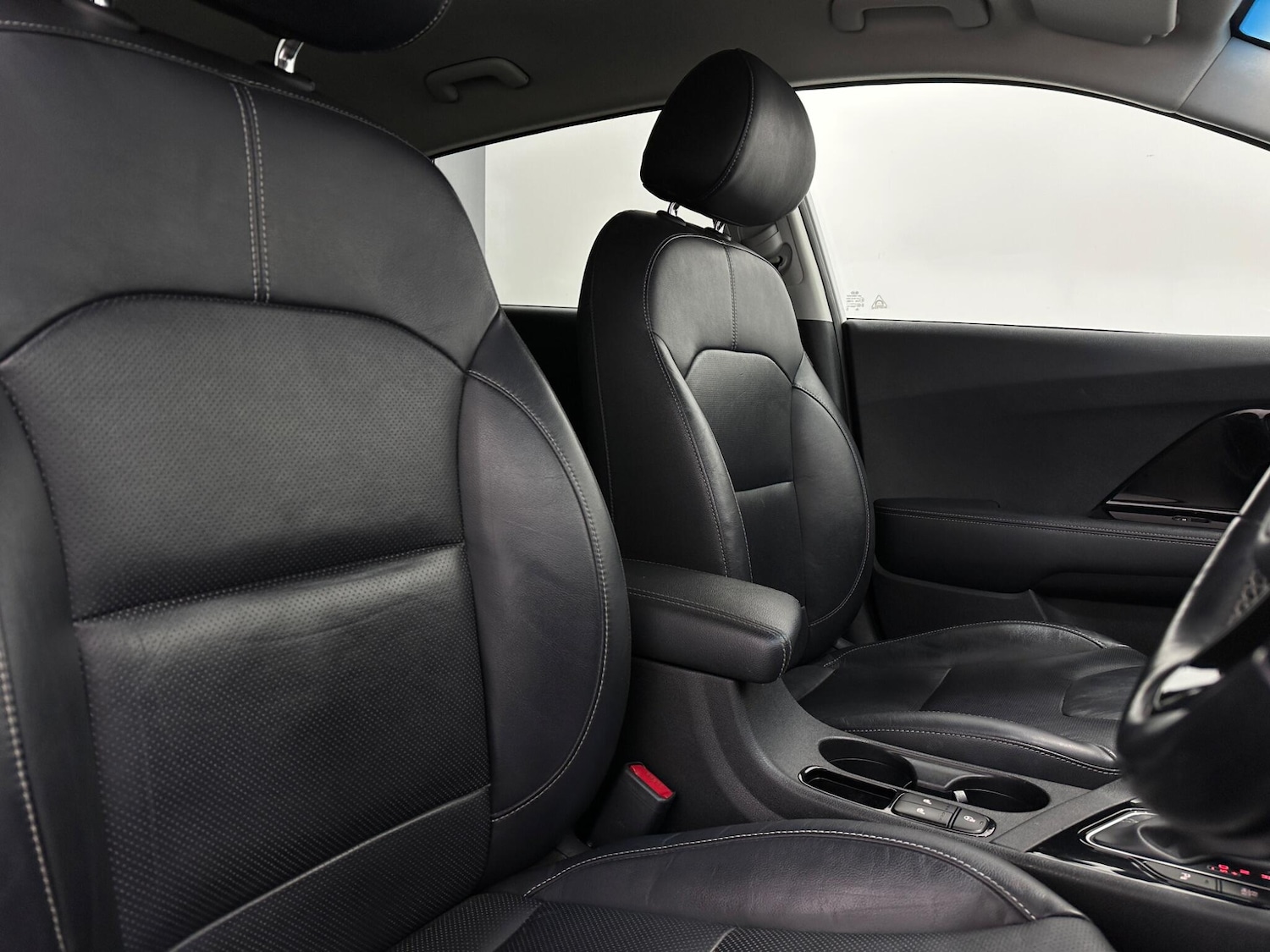 Used Kia Niro 2018 for sale - 77455540: Photo 30