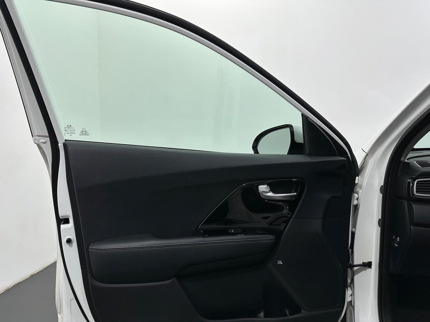 Used Kia Niro 2018 for sale - 77455540: Photo 36