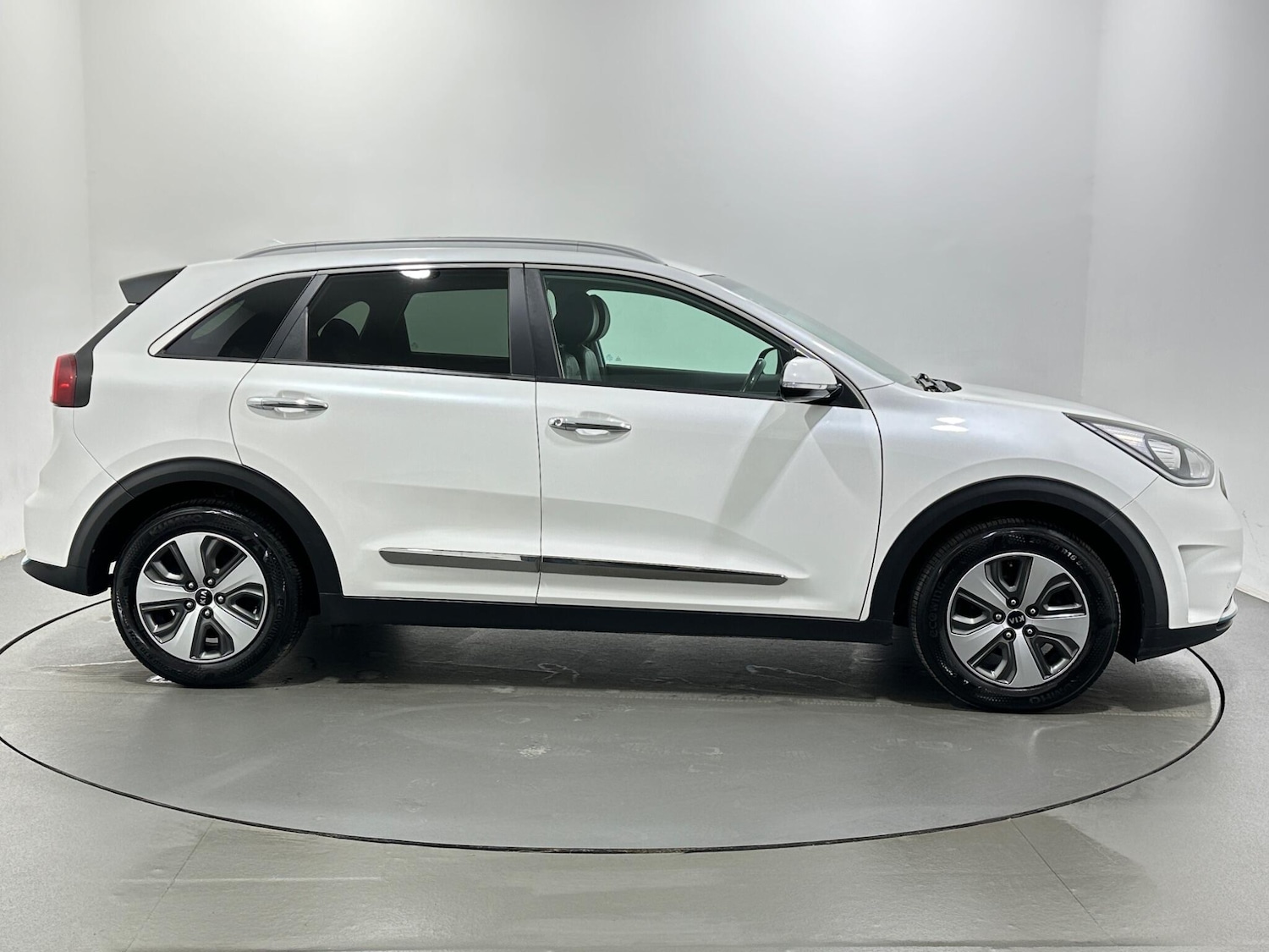 Used Kia Niro 2018 for sale - 77455540: Photo 9