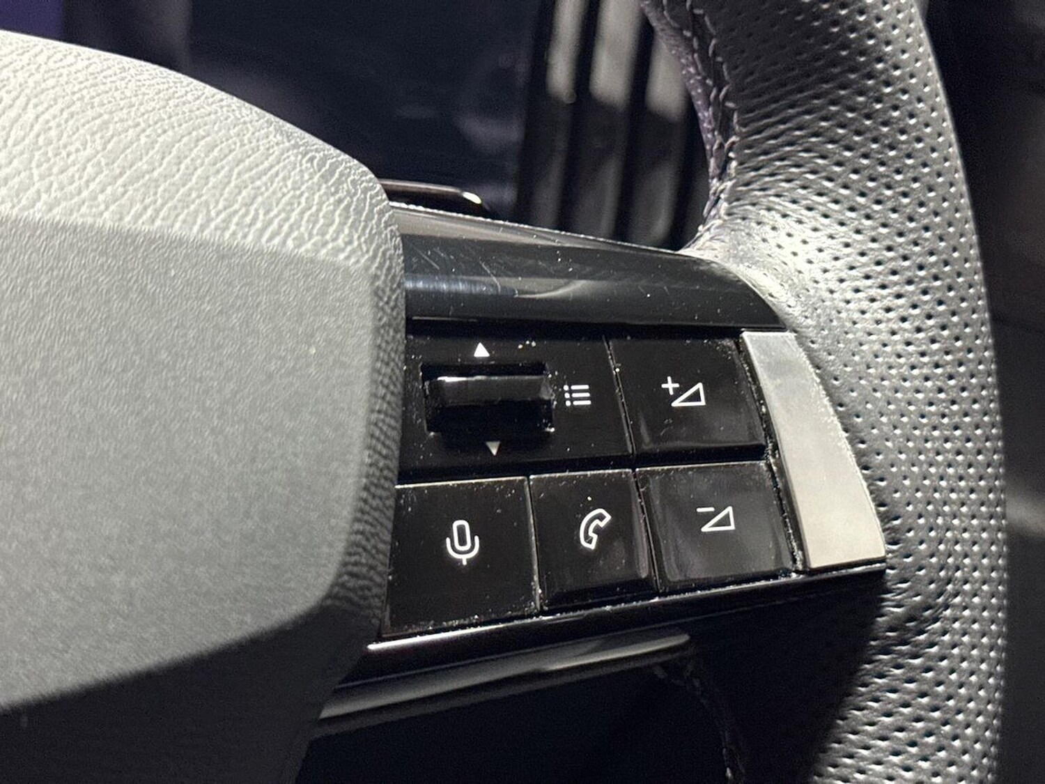 Used Vauxhall Astra 2023 for sale - 76490793: Photo 24