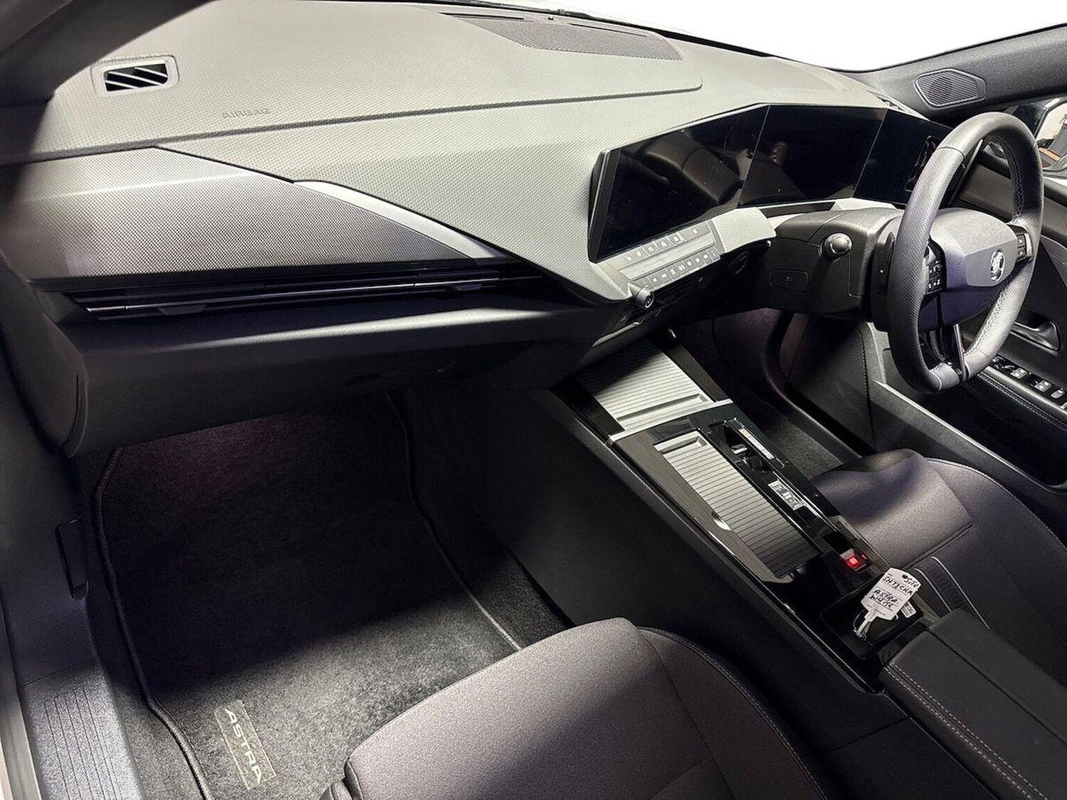 Used Vauxhall Astra 2023 for sale - 76490793: Photo 7