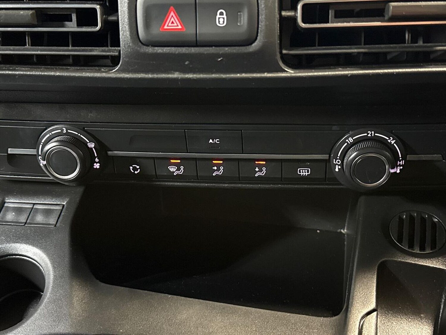 Used Vauxhall Combo Life 2019 for sale - 76693319: Photo 12