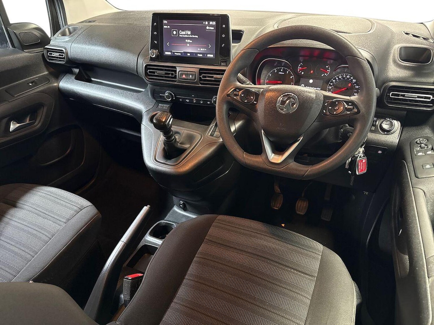 Used Vauxhall Combo Life 2019 for sale - 76693319: Photo 15