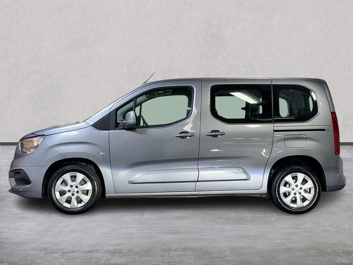 Used Vauxhall Combo Life 2019 for sale - 76693319: Photo 19