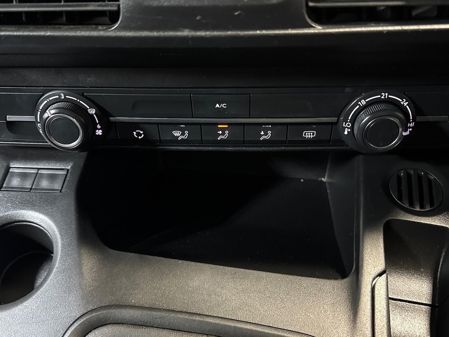 Used Vauxhall Combo Life 2019 for sale - 76693319: Photo 23