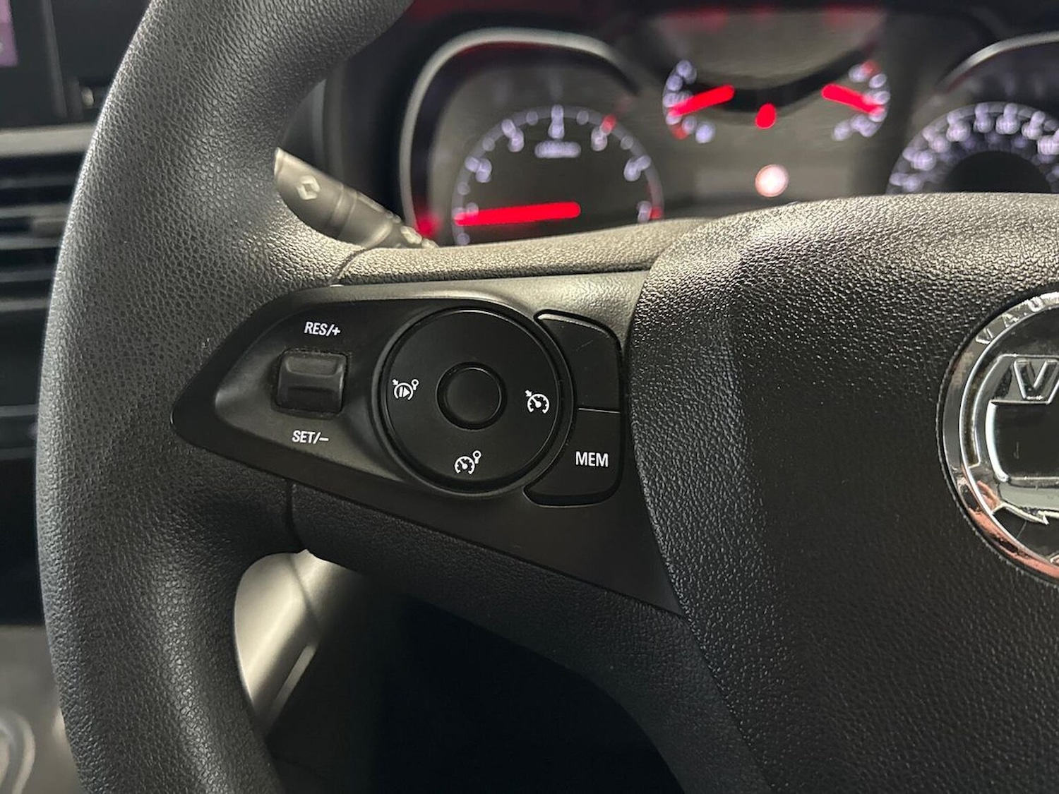 Used Vauxhall Combo Life 2019 for sale - 76693319: Photo 24