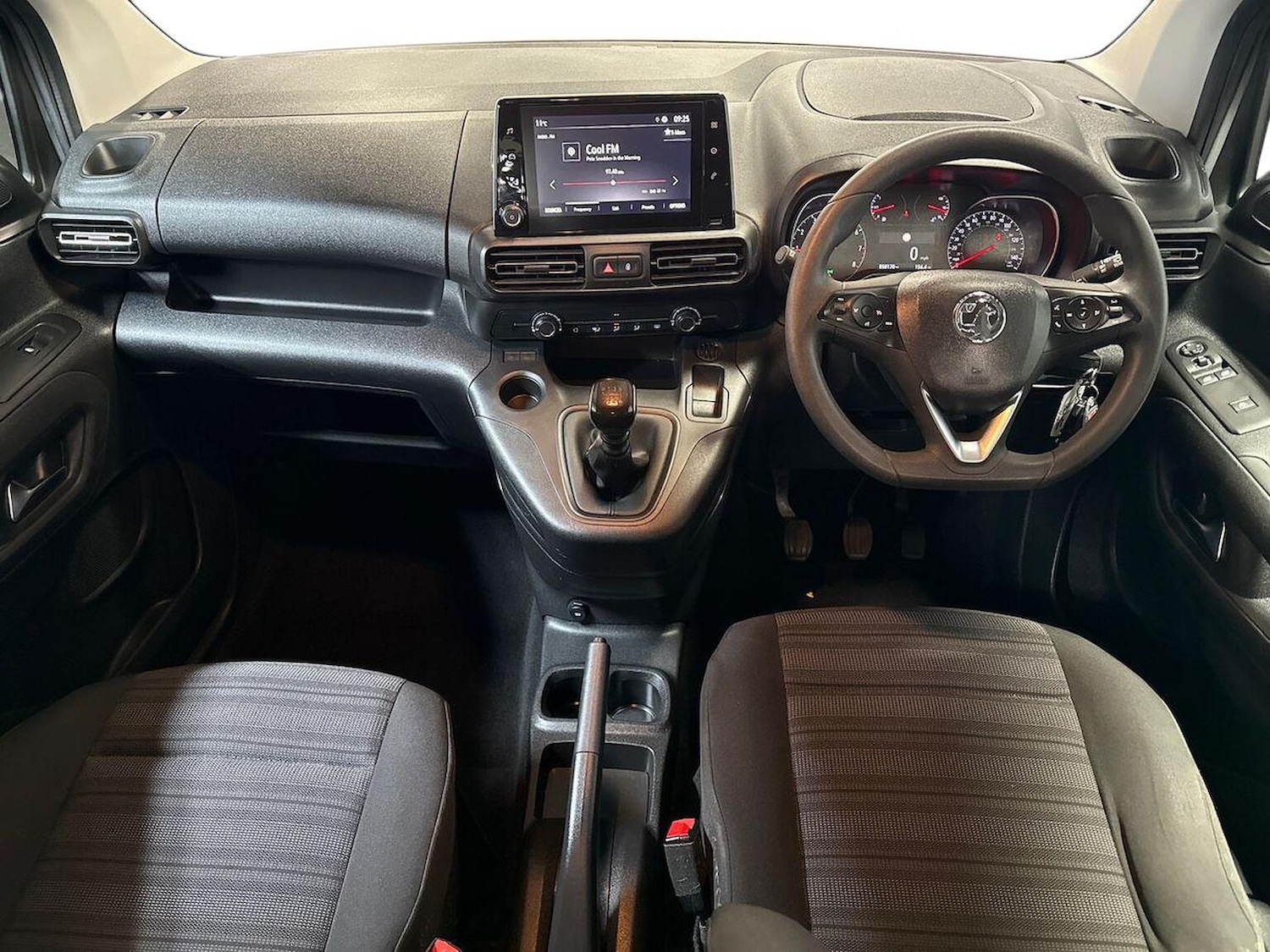 Used Vauxhall Combo Life 2019 for sale - 76693319: Photo 8