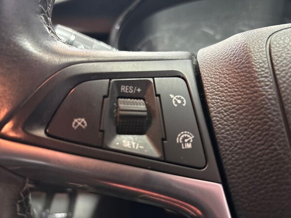 Used Vauxhall Mokka X 2018 for sale - 76165034: Photo 25