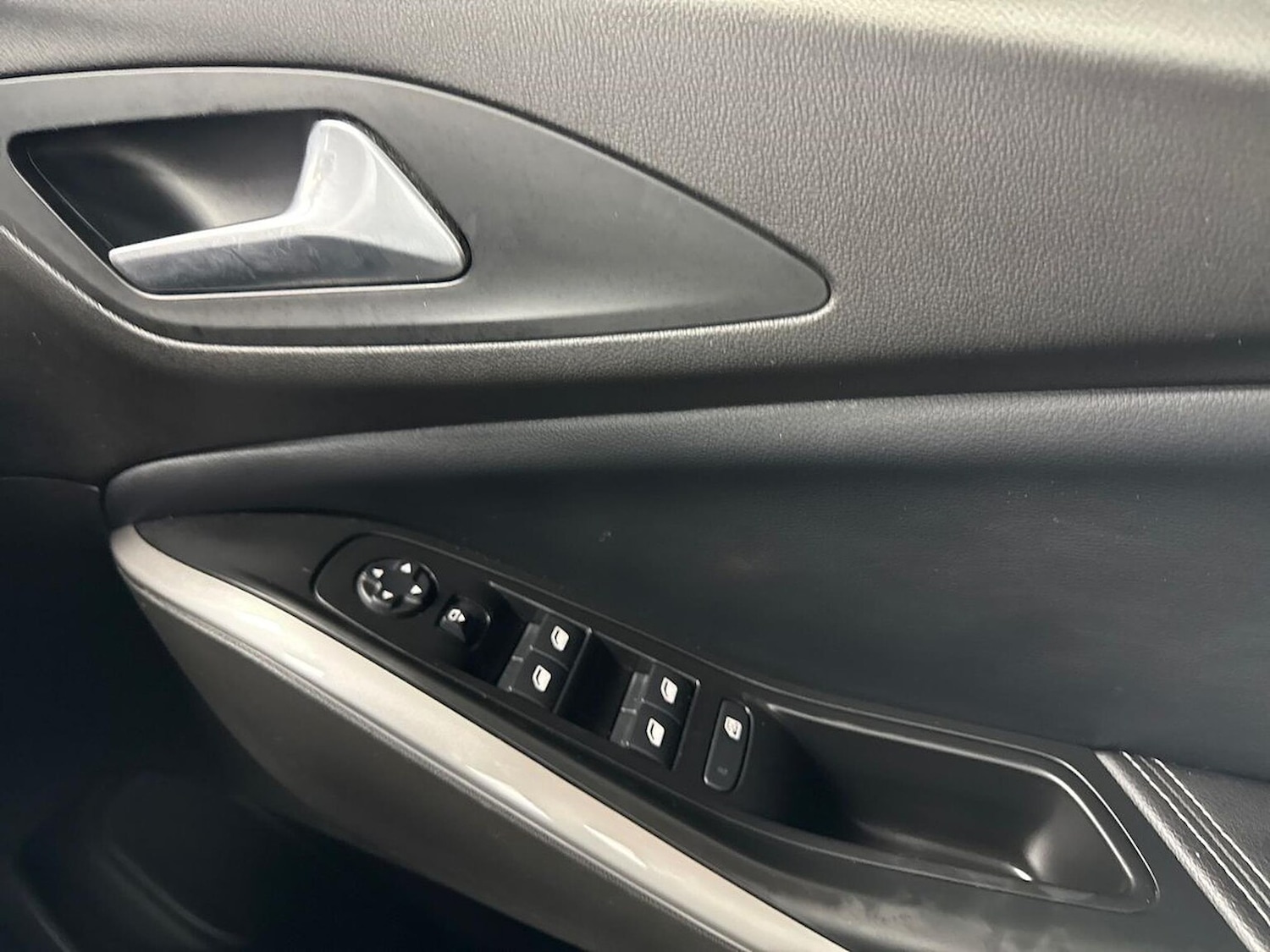 Used Vauxhall Grandland 2023 for sale - 77796977: Photo 21