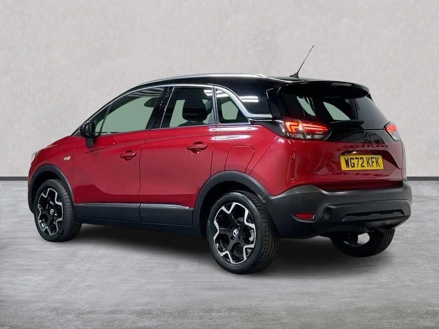 Used Vauxhall Crossland 2022 for sale - 76905037: Photo 2